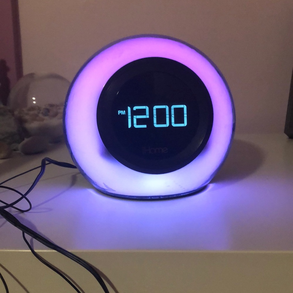 Color changing digital clock